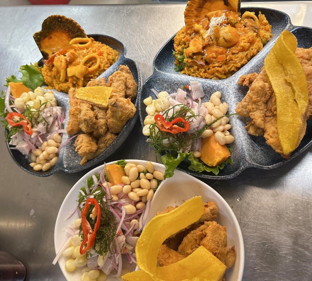 Platos Foto 1
